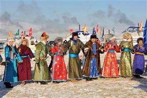蒙古族盛装过春节