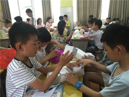 制作日历活动 数学 三年级下册(人教版)